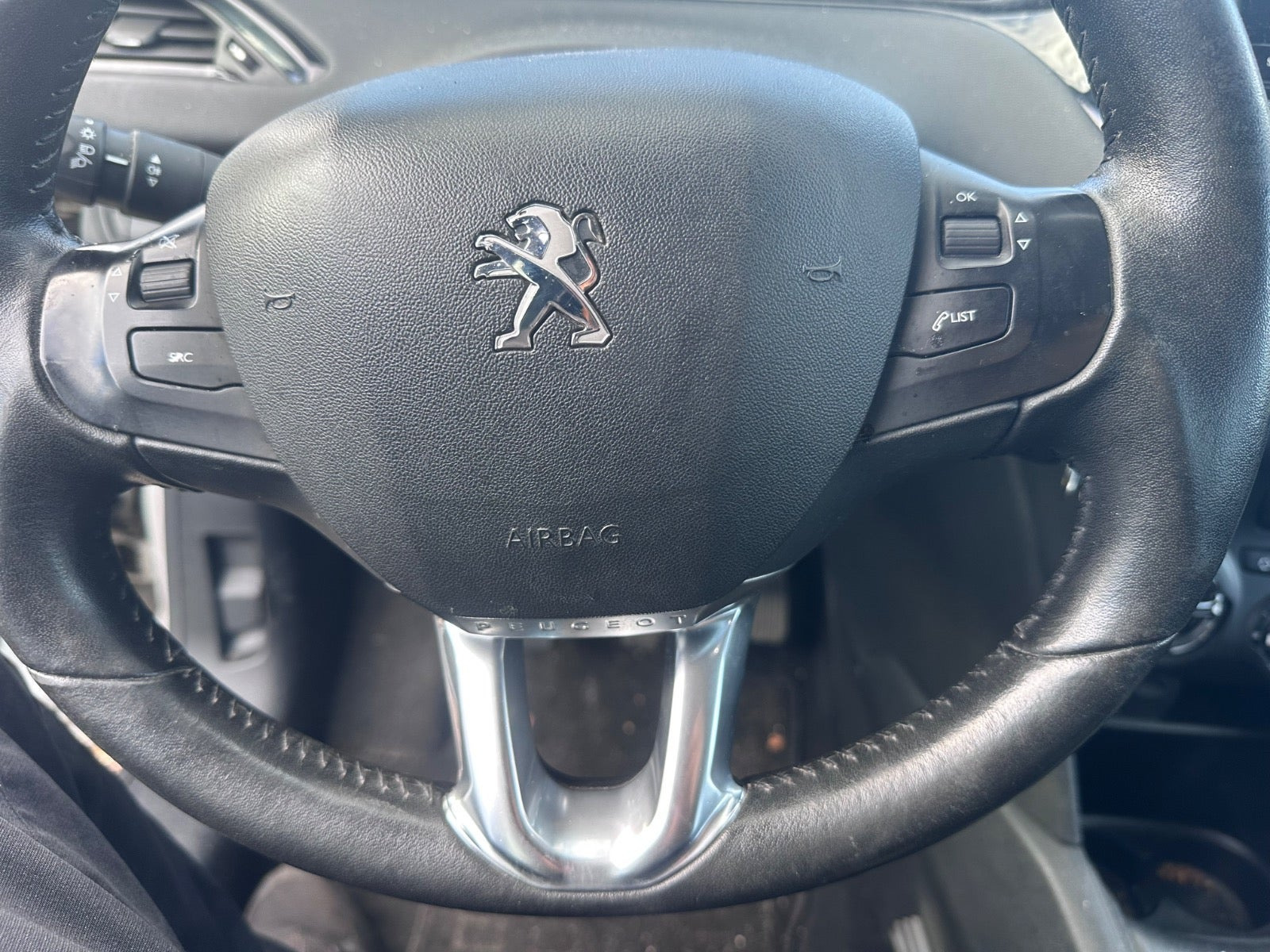 undefined Peugeot 208 fra 2016
