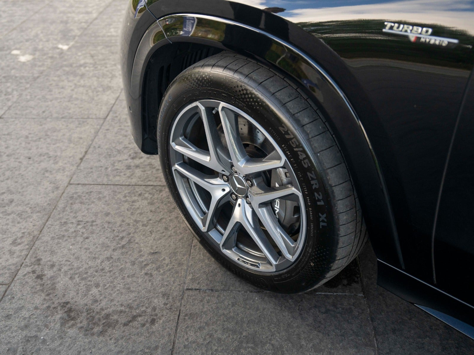 Sort Mercedes GLE53 fra 2024