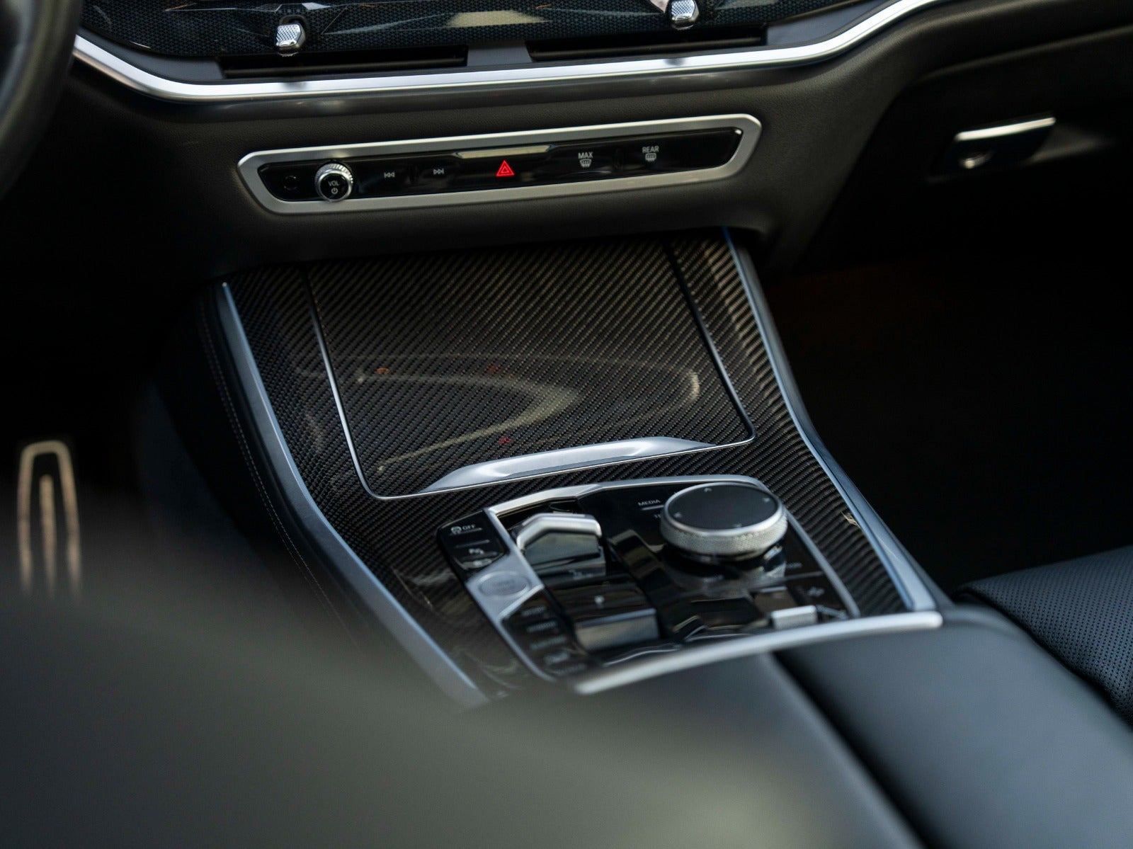 Sort BMW X5 fra 2023