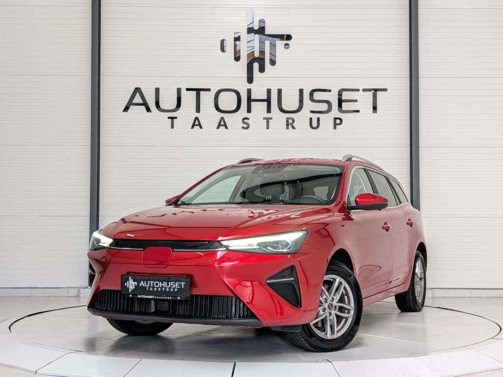 MG MG5 61 Luxury