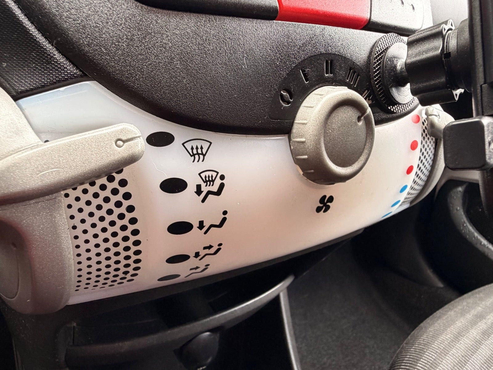 undefined Peugeot 107 fra 2007