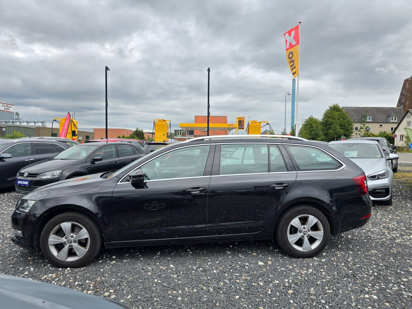 Sort Skoda Octavia fra 2020