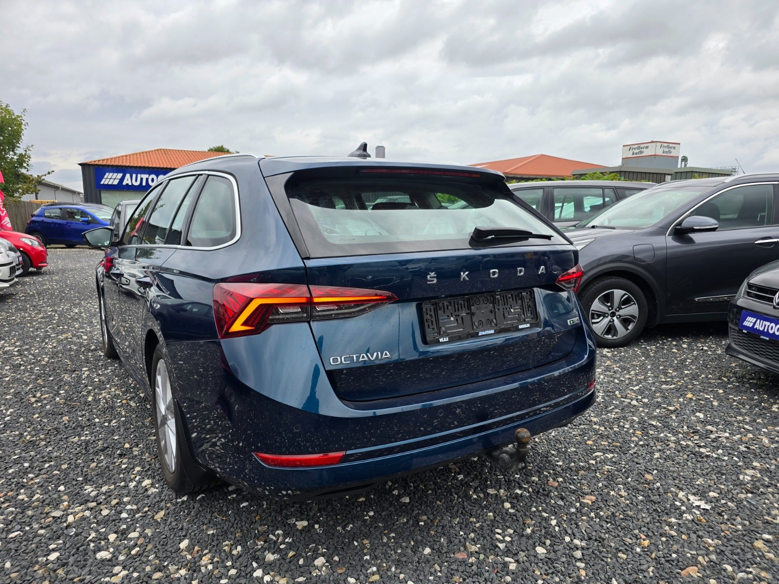 Blå Skoda Octavia fra 2022