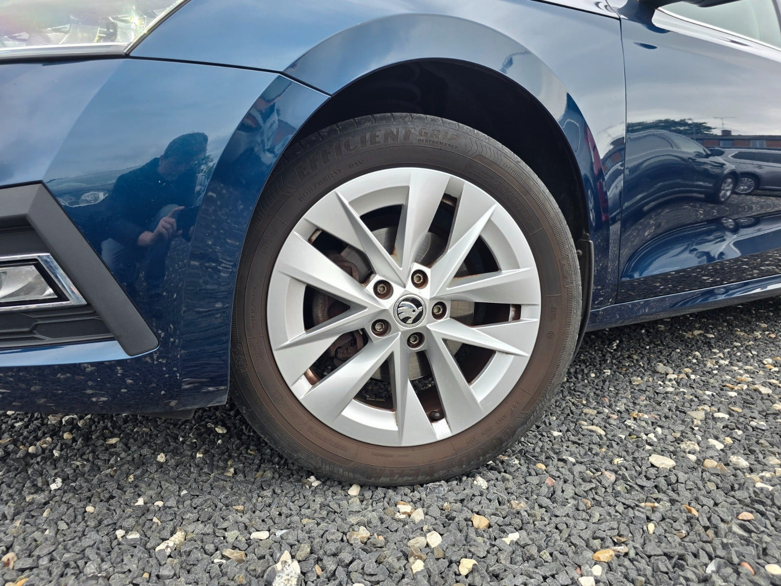 Blå Skoda Octavia fra 2022