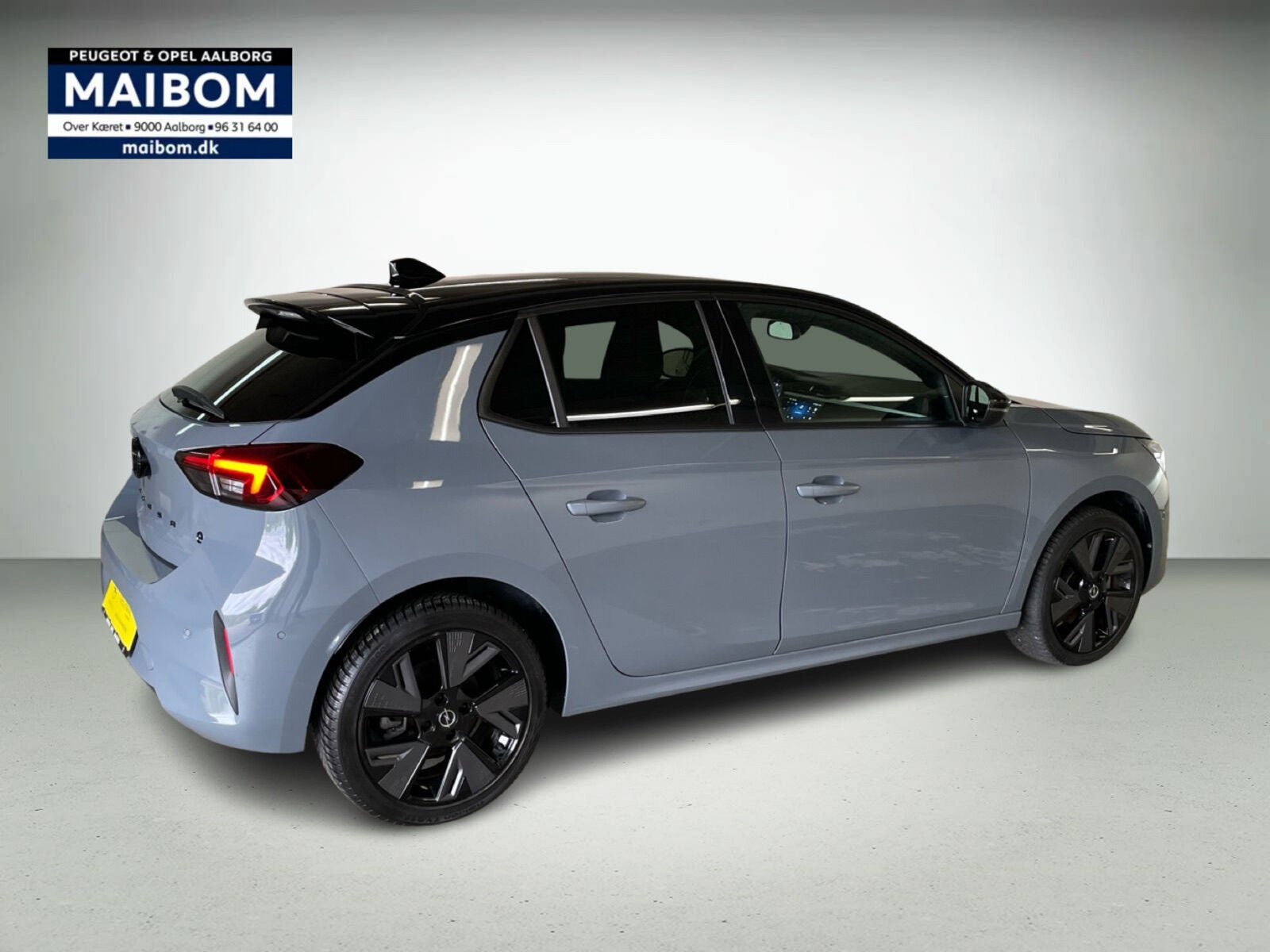 Grå Opel Corsa-e fra 2025