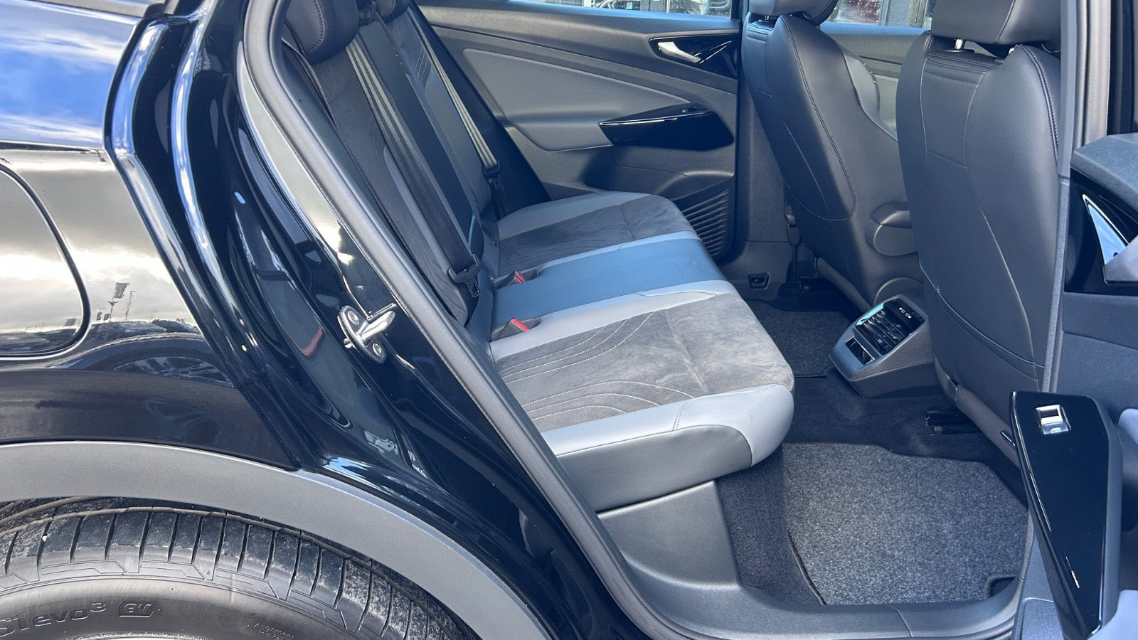 Sort VW ID.5 fra 2023