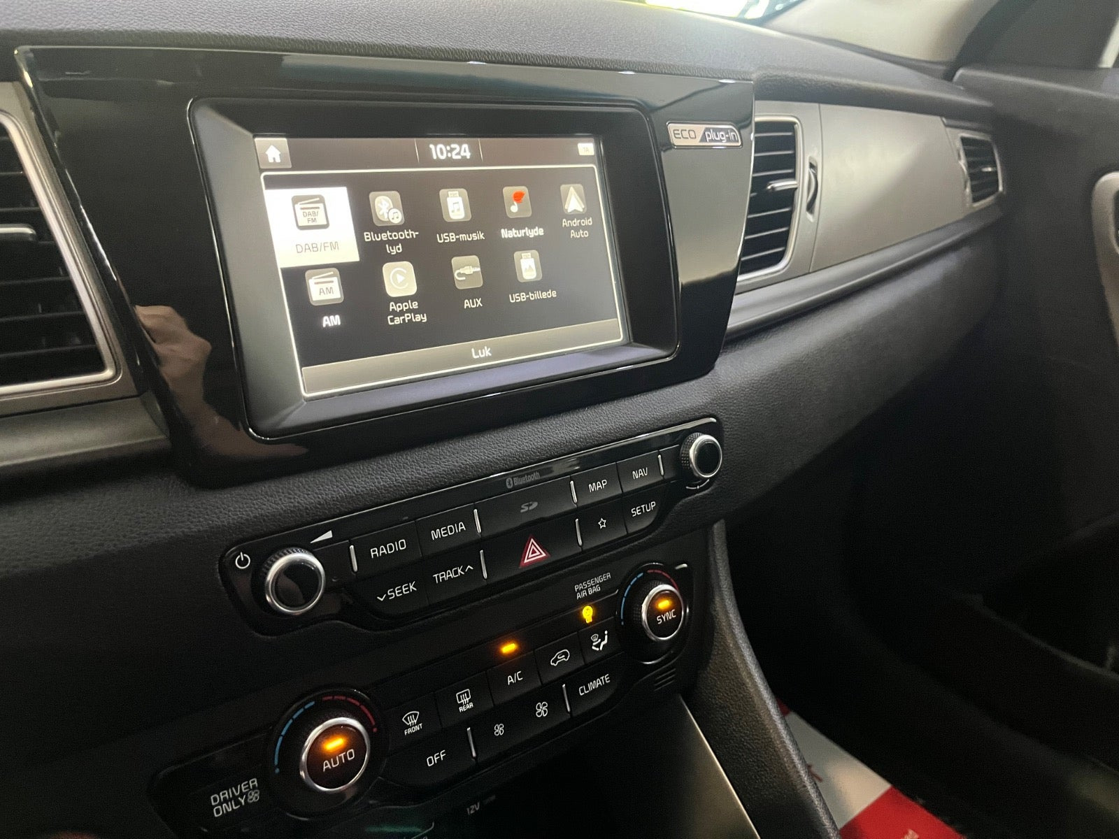 Blå Kia Niro fra 2019