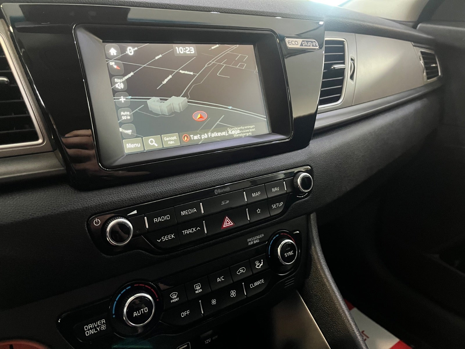 Blå Kia Niro fra 2019