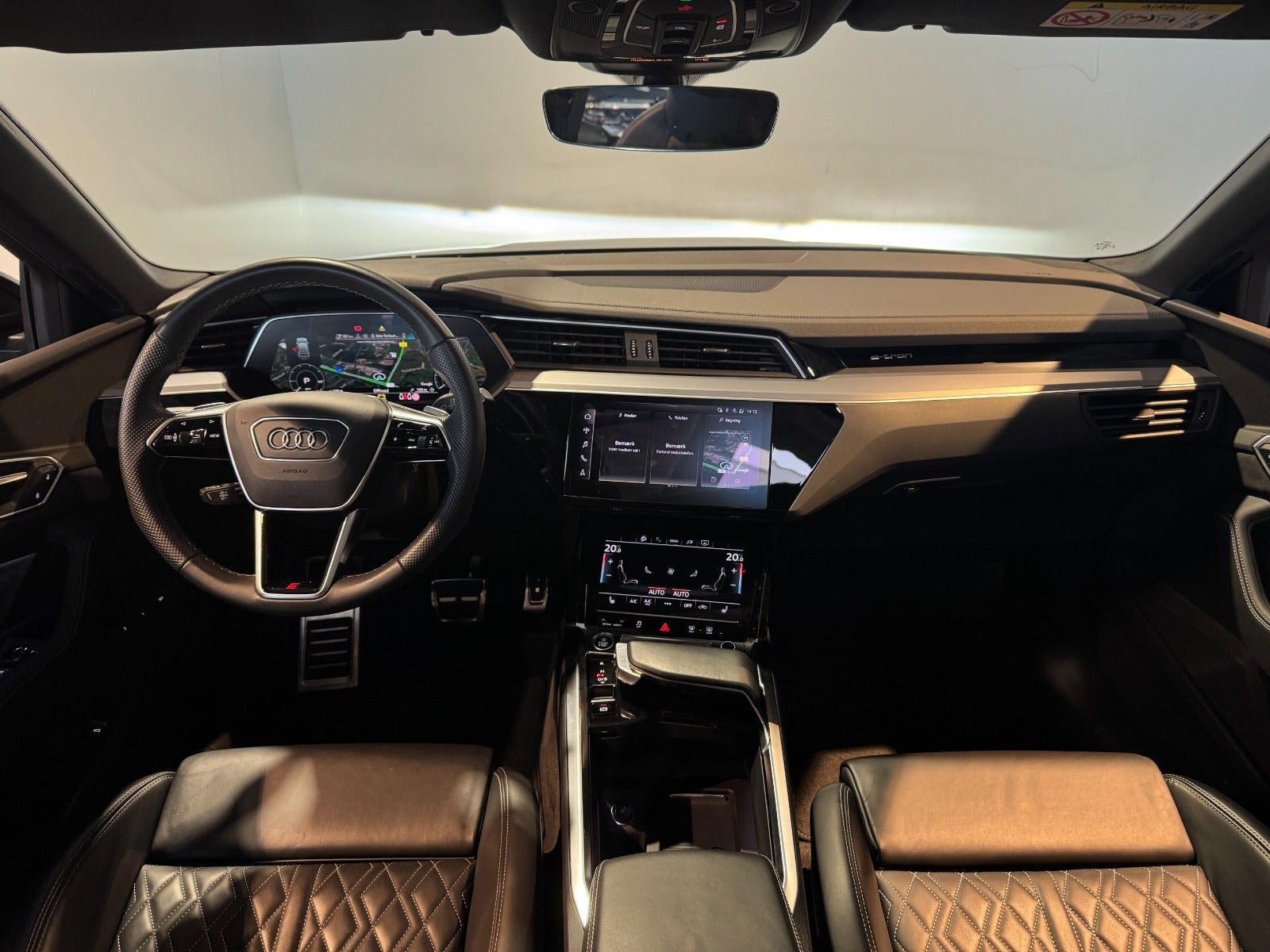 Sort Audi Q8 e-tron fra 2024