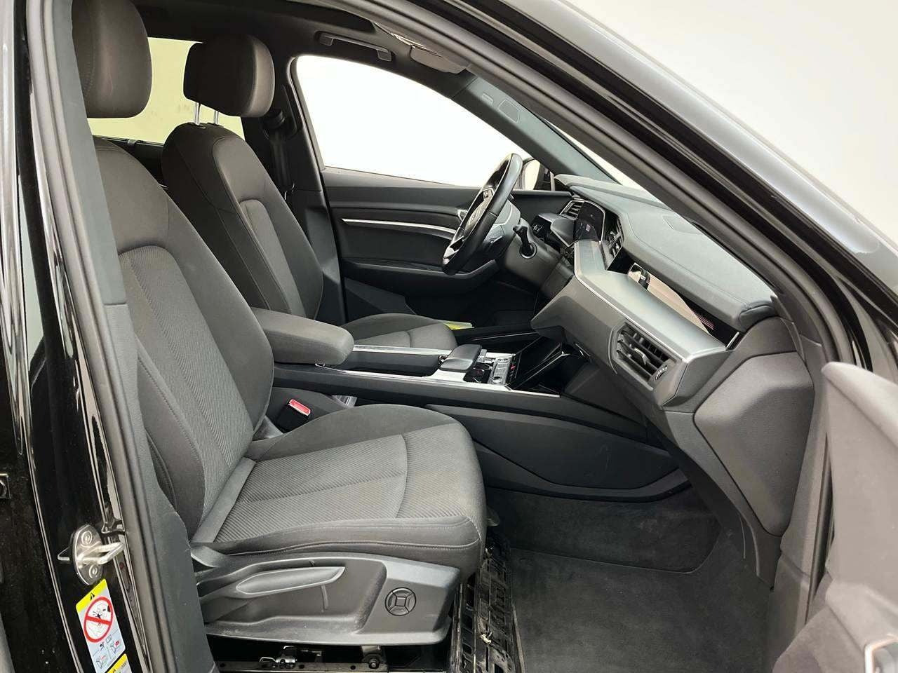 Sort Audi Q8 e-tron fra 2024