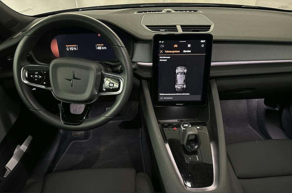 Sort Polestar 2 fra 2024