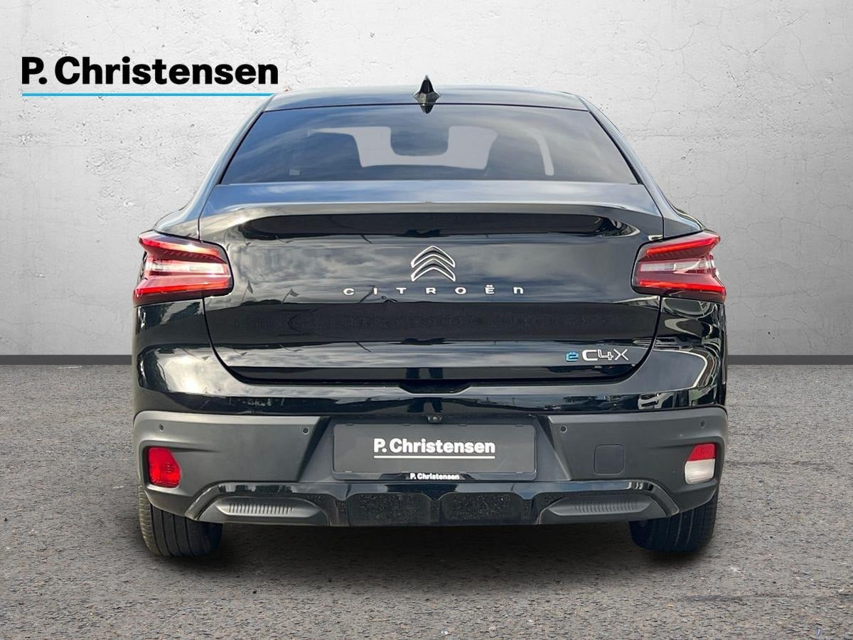Sort Citroën ë-C4 X fra 2023