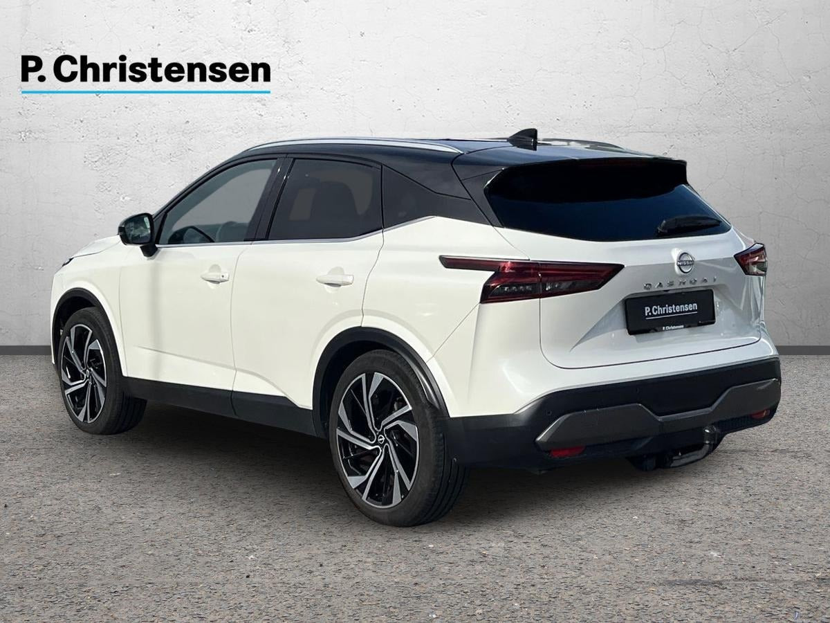 Hvid Nissan Qashqai fra 2022