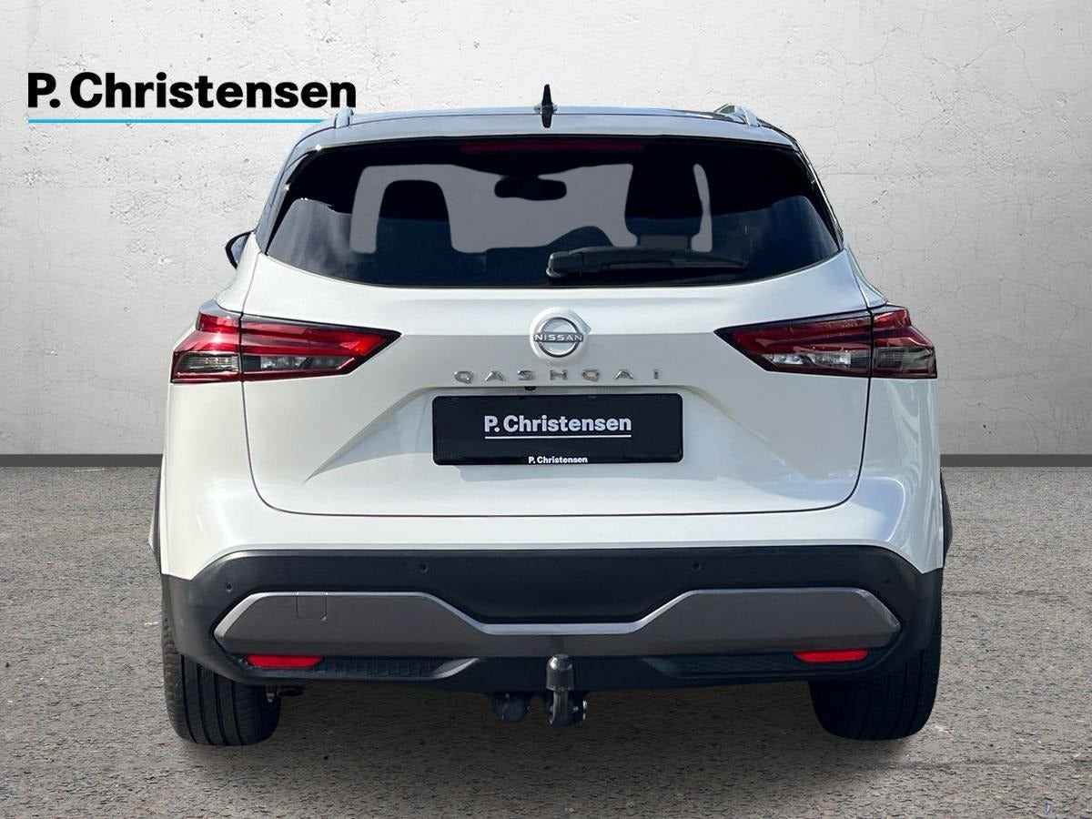 Hvid Nissan Qashqai fra 2022