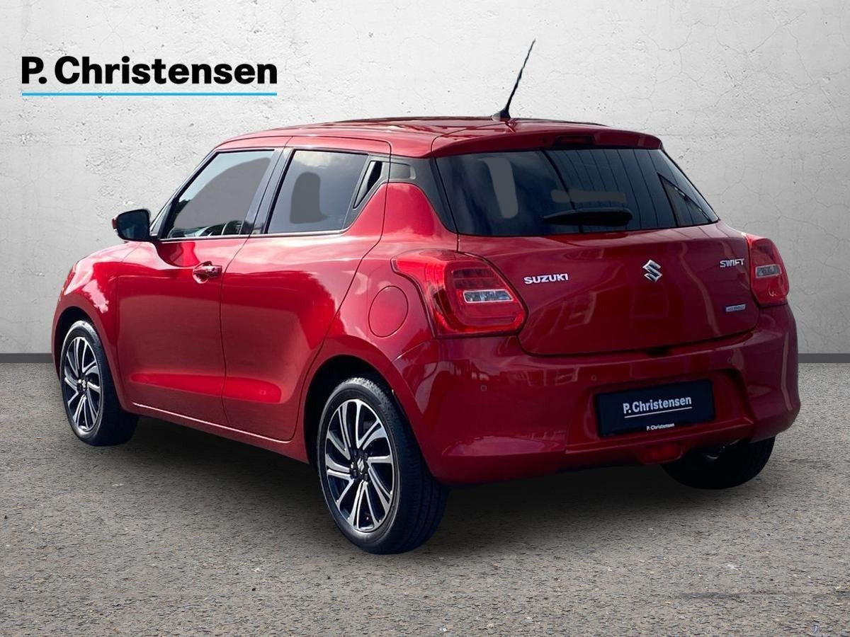 Rød Suzuki Swift fra 2020