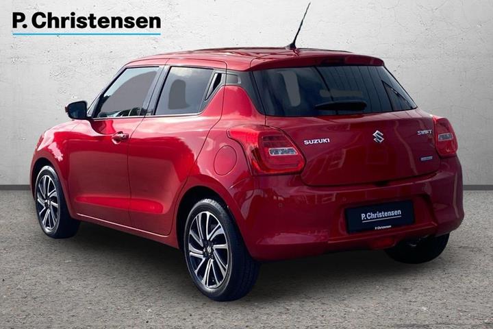 Rød Suzuki Swift fra 2020