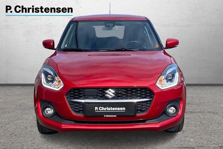 Rød Suzuki Swift fra 2020
