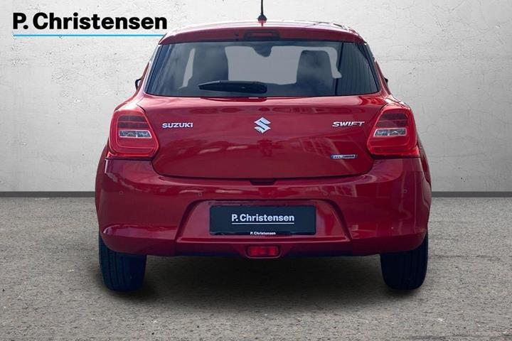 Rød Suzuki Swift fra 2020