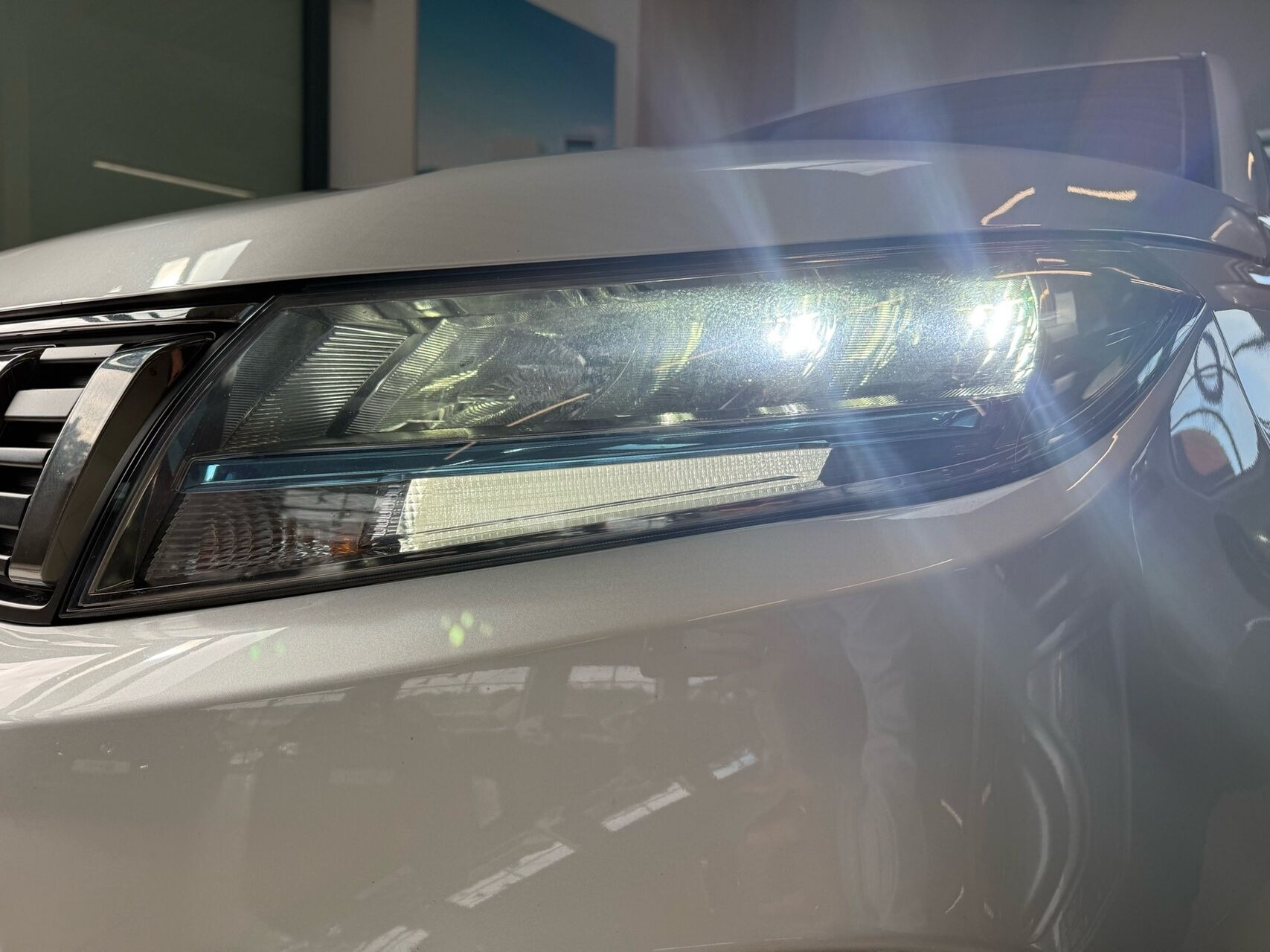 Sølv Suzuki Vitara fra 2022