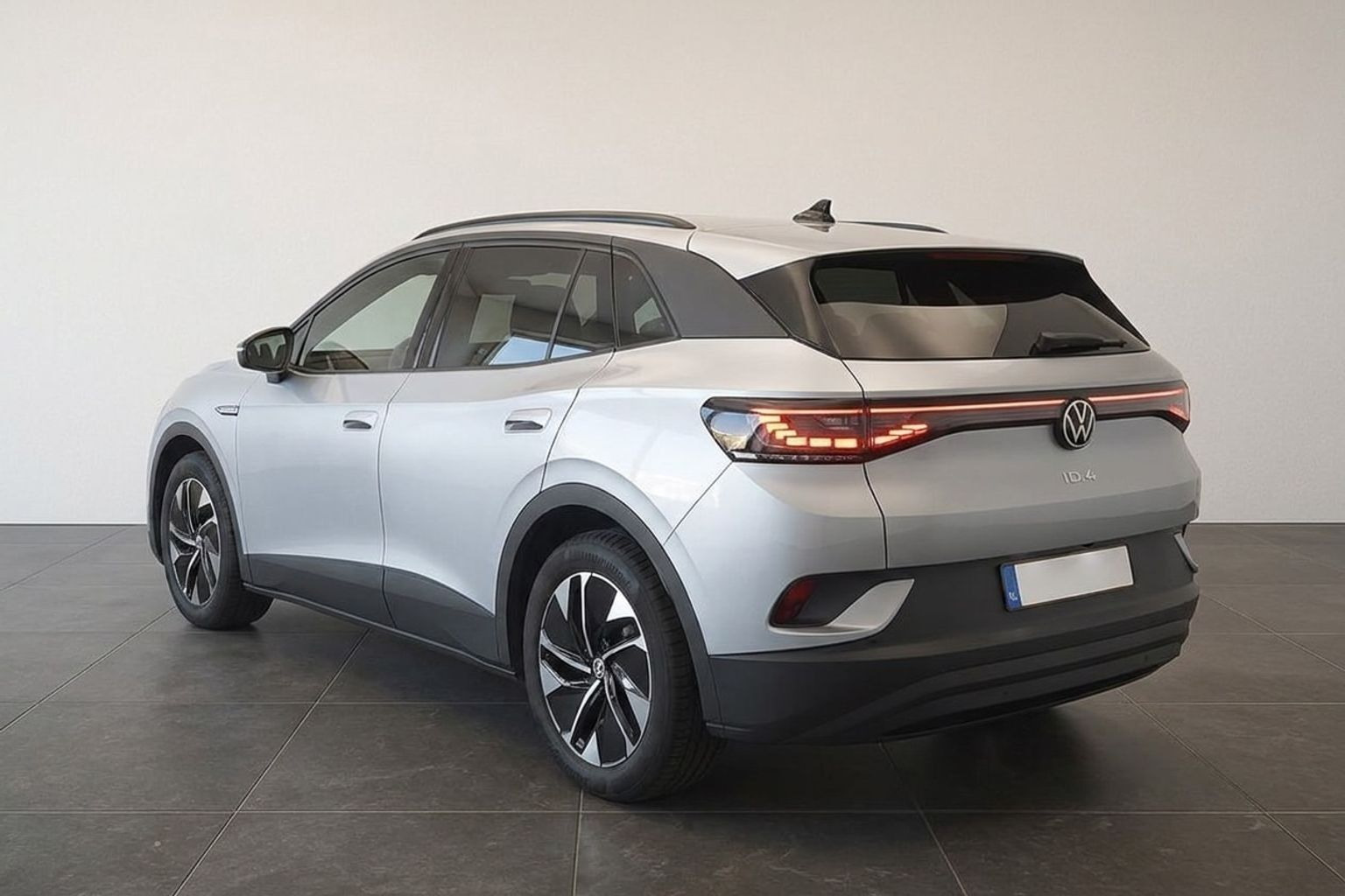 Sølv VW ID.4 fra 2021