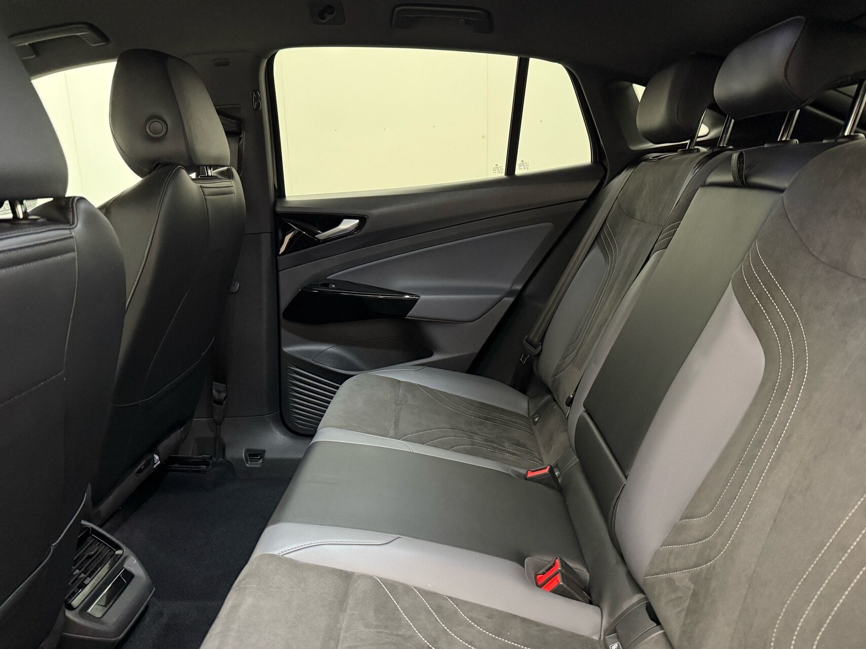 Sort VW ID.5 fra 2023