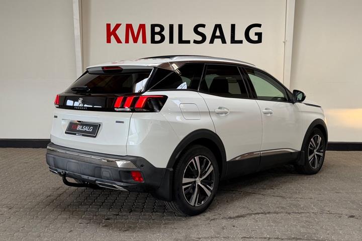 Hvid Peugeot 3008 fra 2017