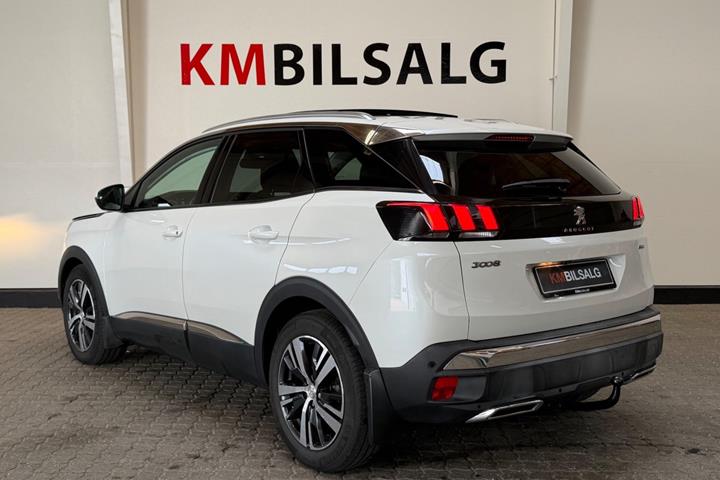 Hvid Peugeot 3008 fra 2017