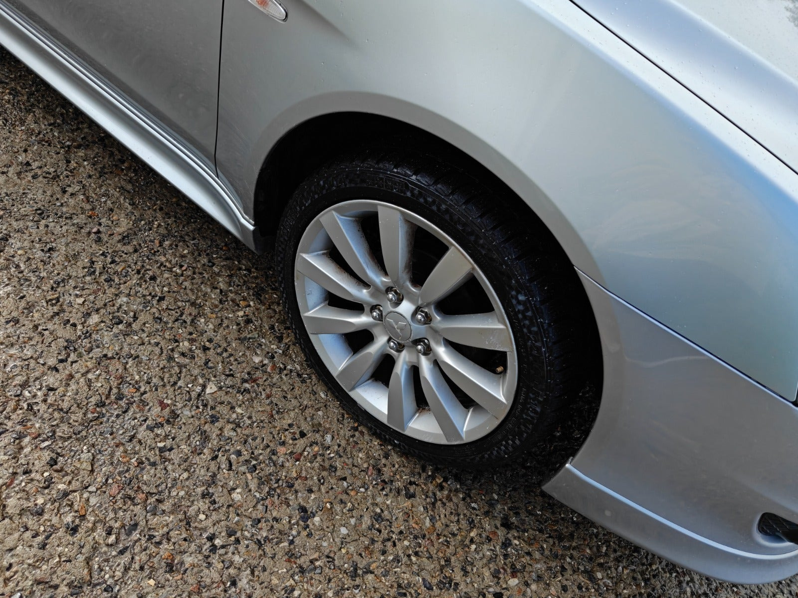 undefined Mitsubishi Lancer fra 2008
