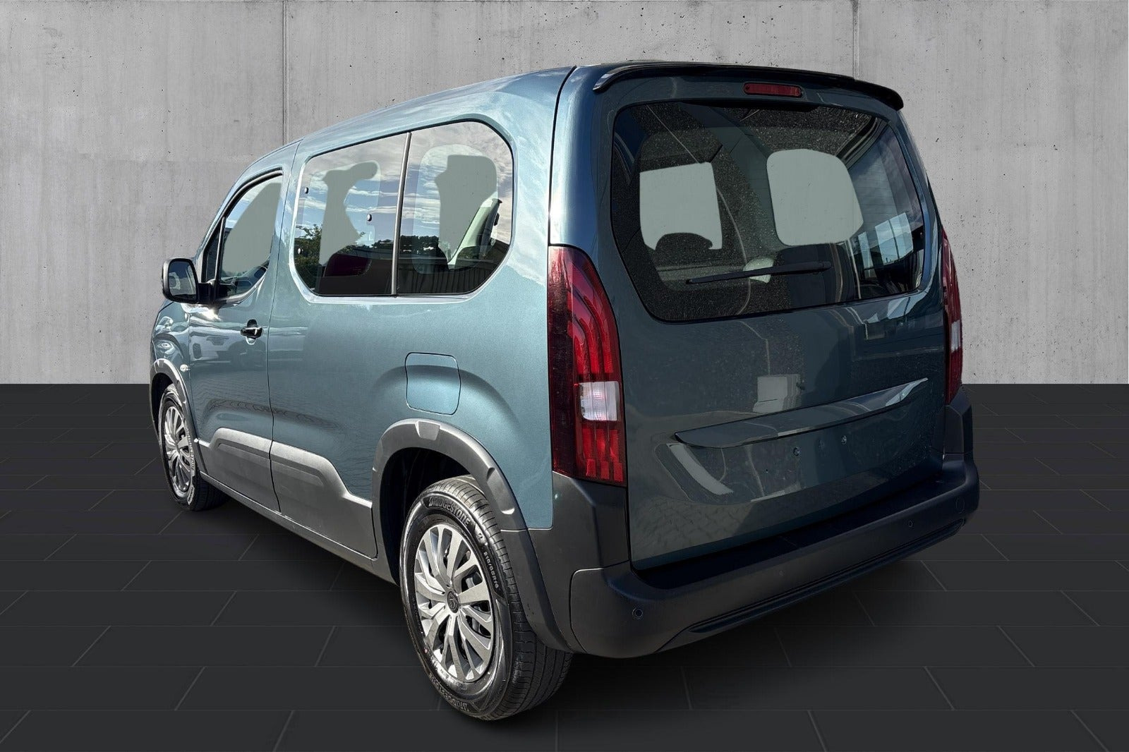undefined Peugeot e-Rifter fra 2025