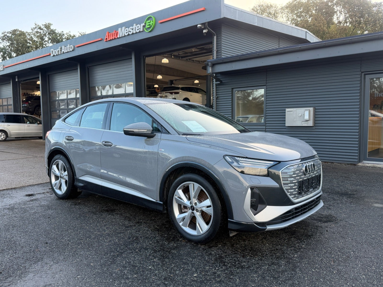 Audi Q4 e-tron 45 S-line Sportback