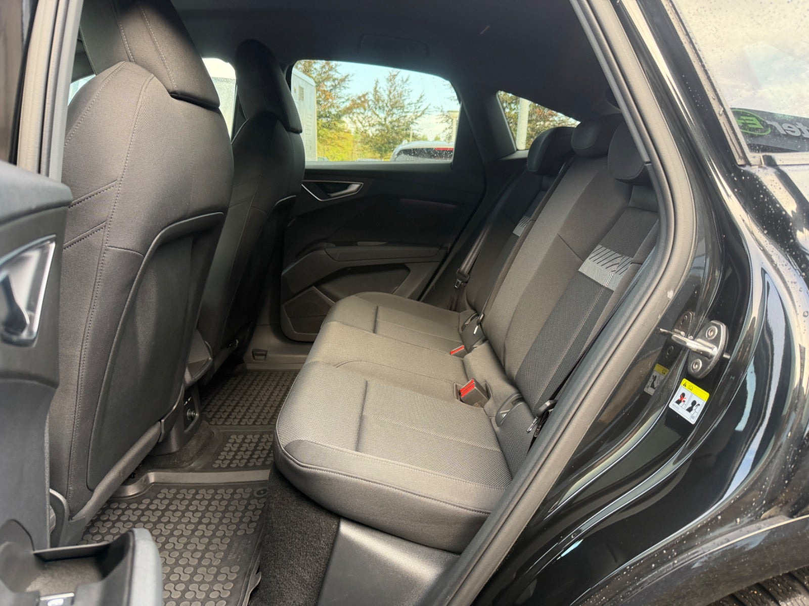 Sort Audi Q4 e-tron fra 2024