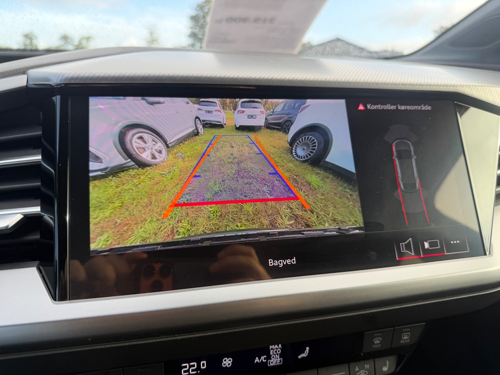 Sort Audi Q4 e-tron fra 2024