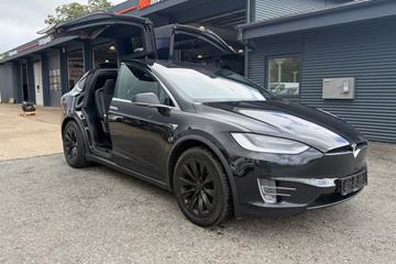 Tesla Model X 75D