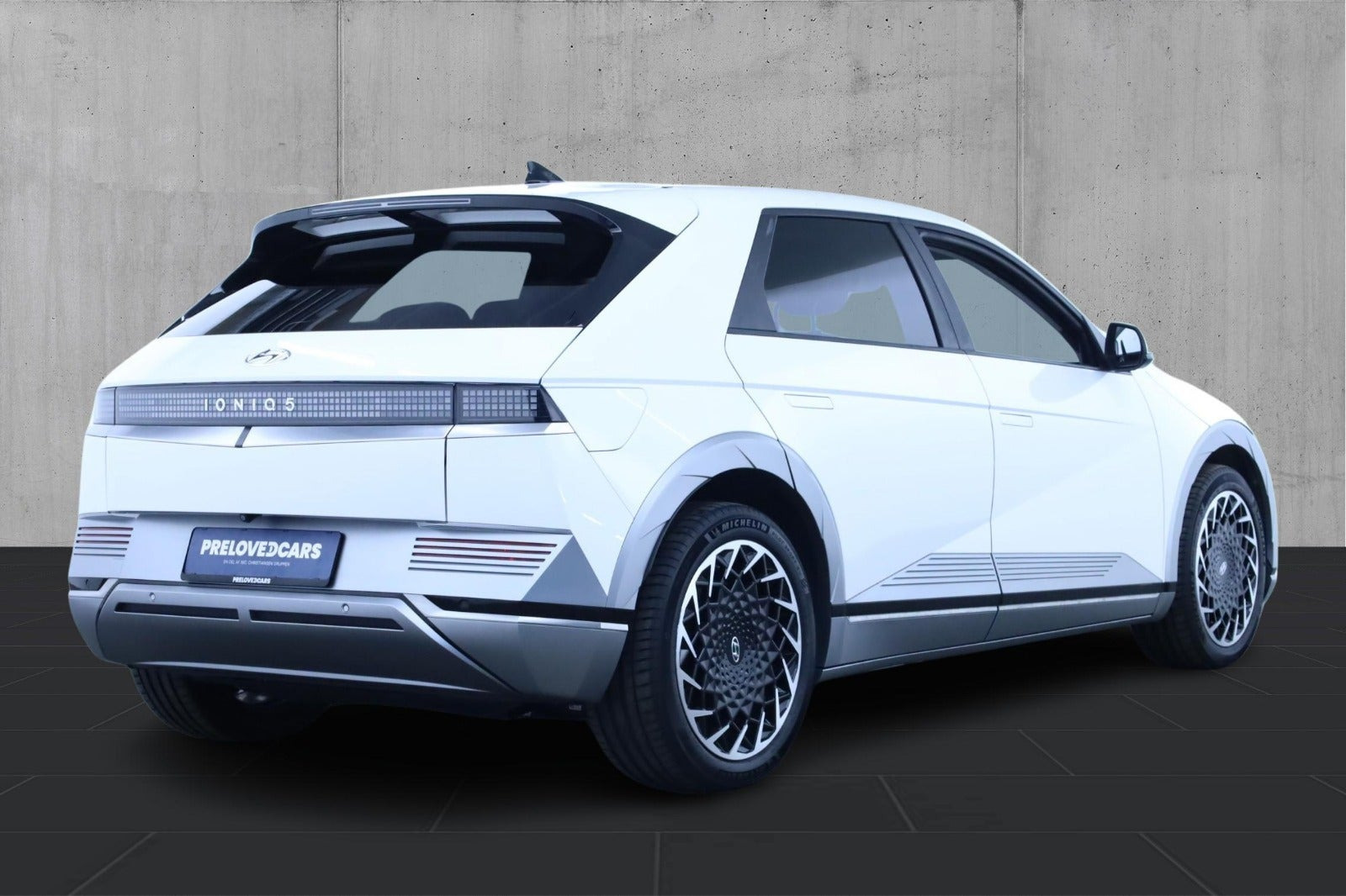 Hvid Hyundai Ioniq 5 fra 2023