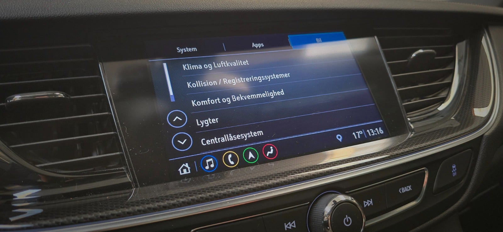 undefined Opel Insignia fra 2020