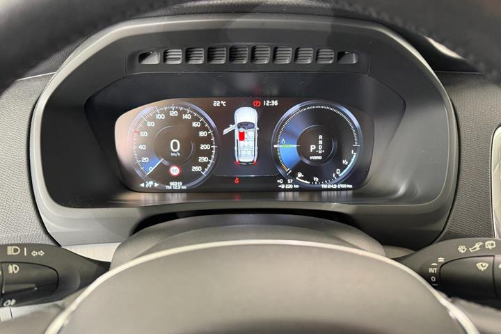 Blå Volvo XC90 fra 2022