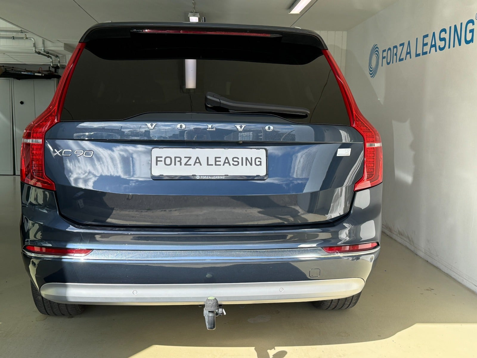 Blå Volvo XC90 fra 2022