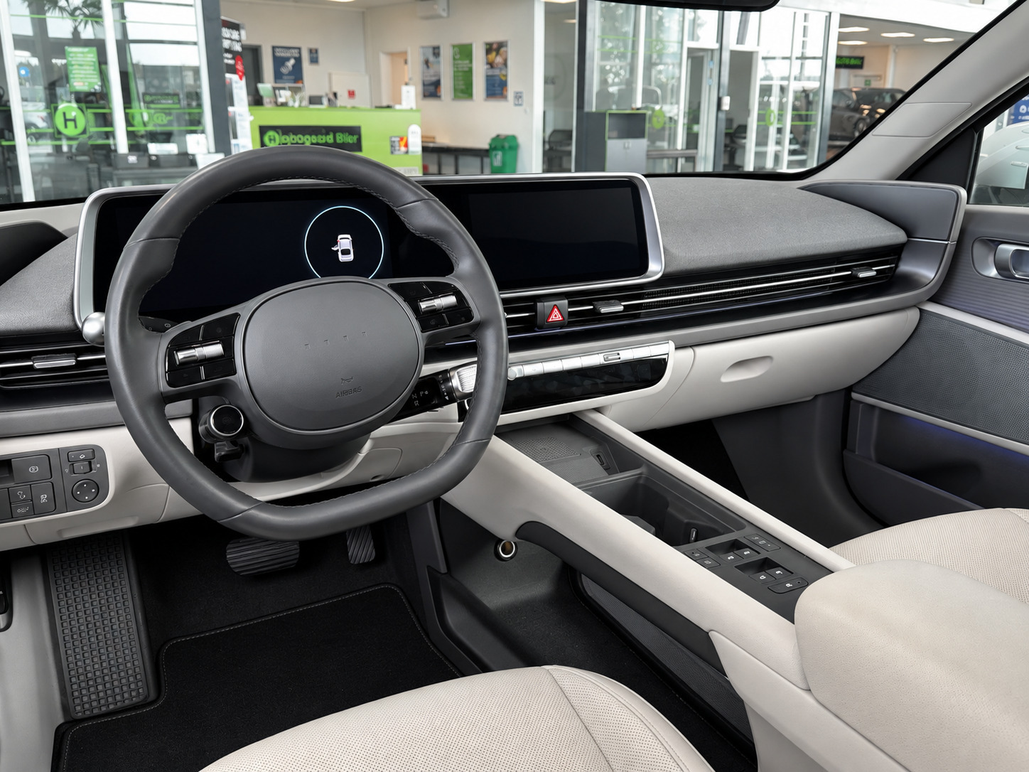 Hvid Hyundai Ioniq 6 fra 2024