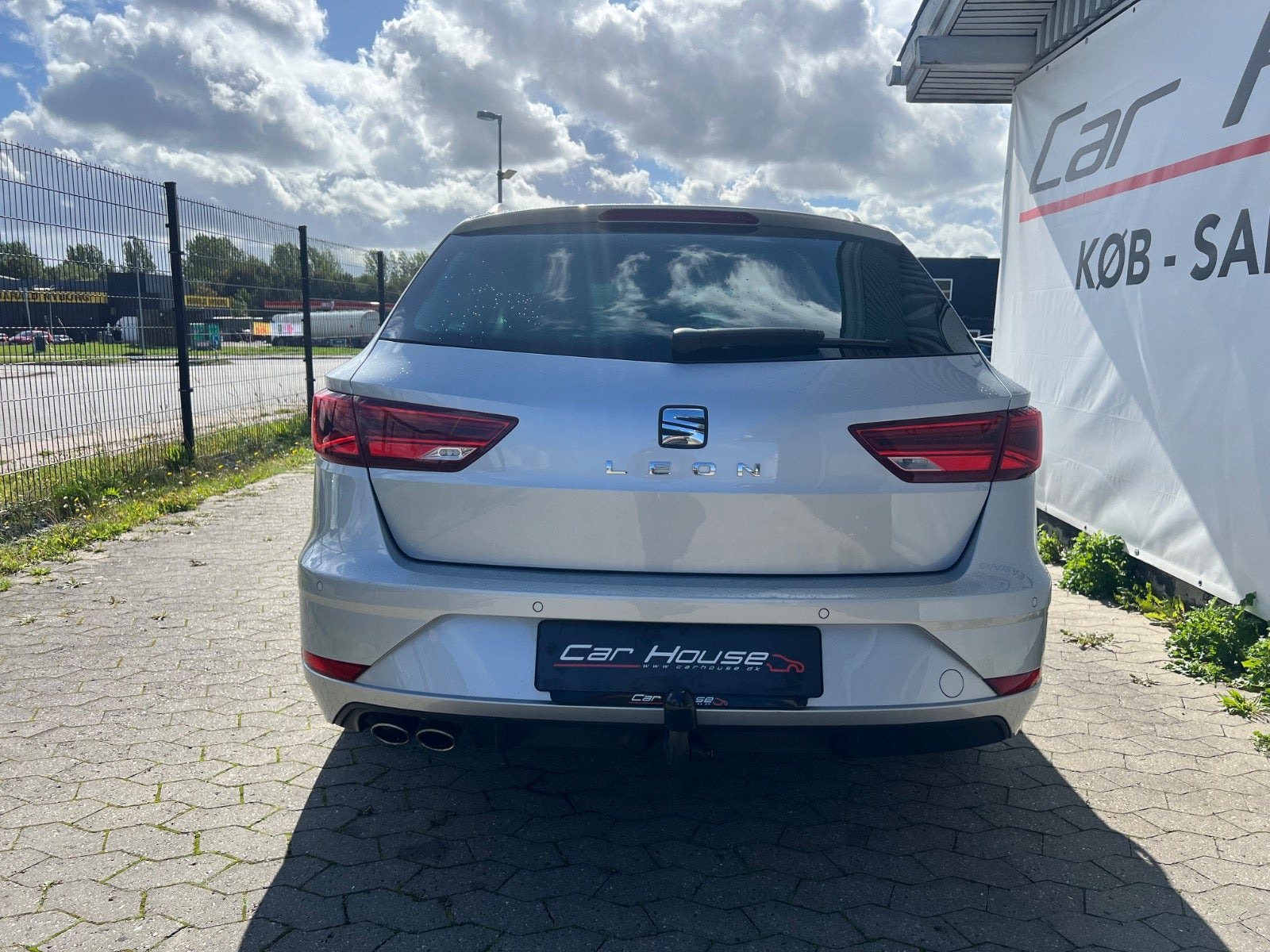 Sølv Seat Leon fra 2017