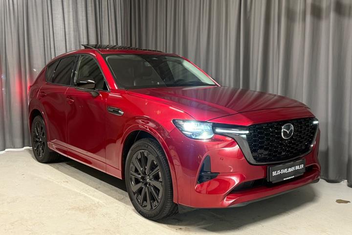 Rød Mazda CX-60 fra 2022 set udefra