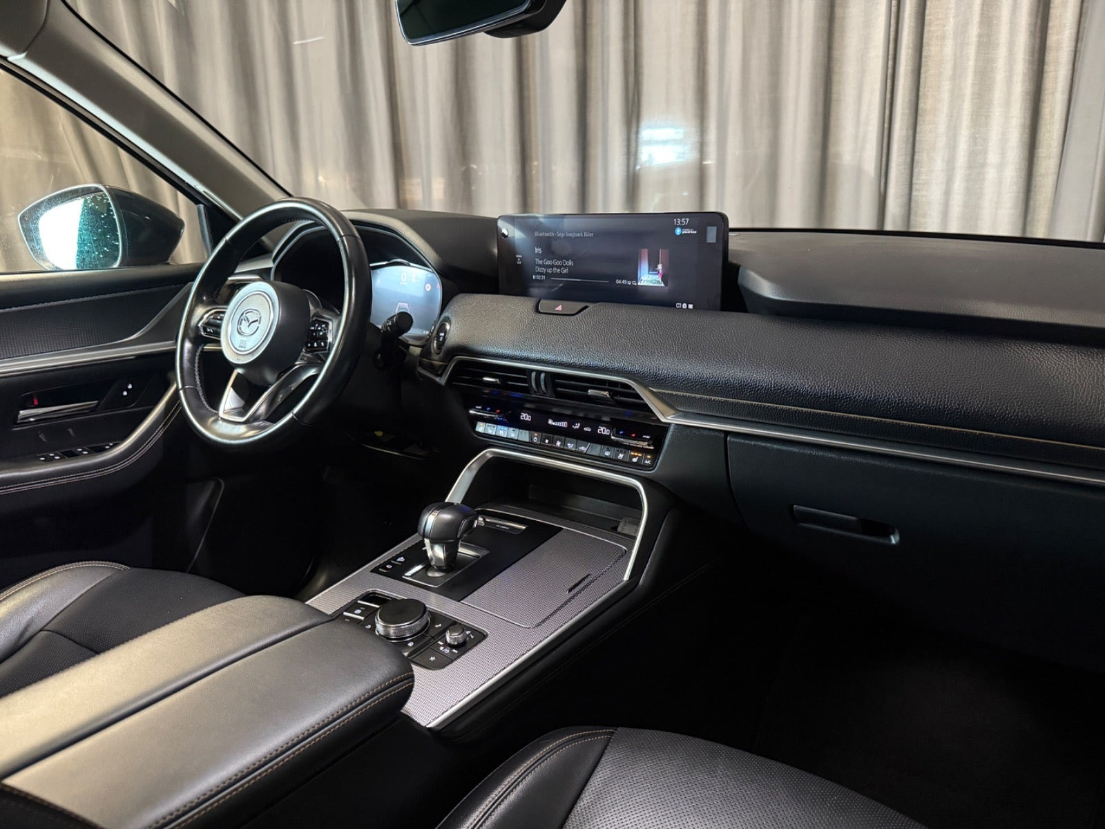 Rød Mazda CX-60 fra 2022