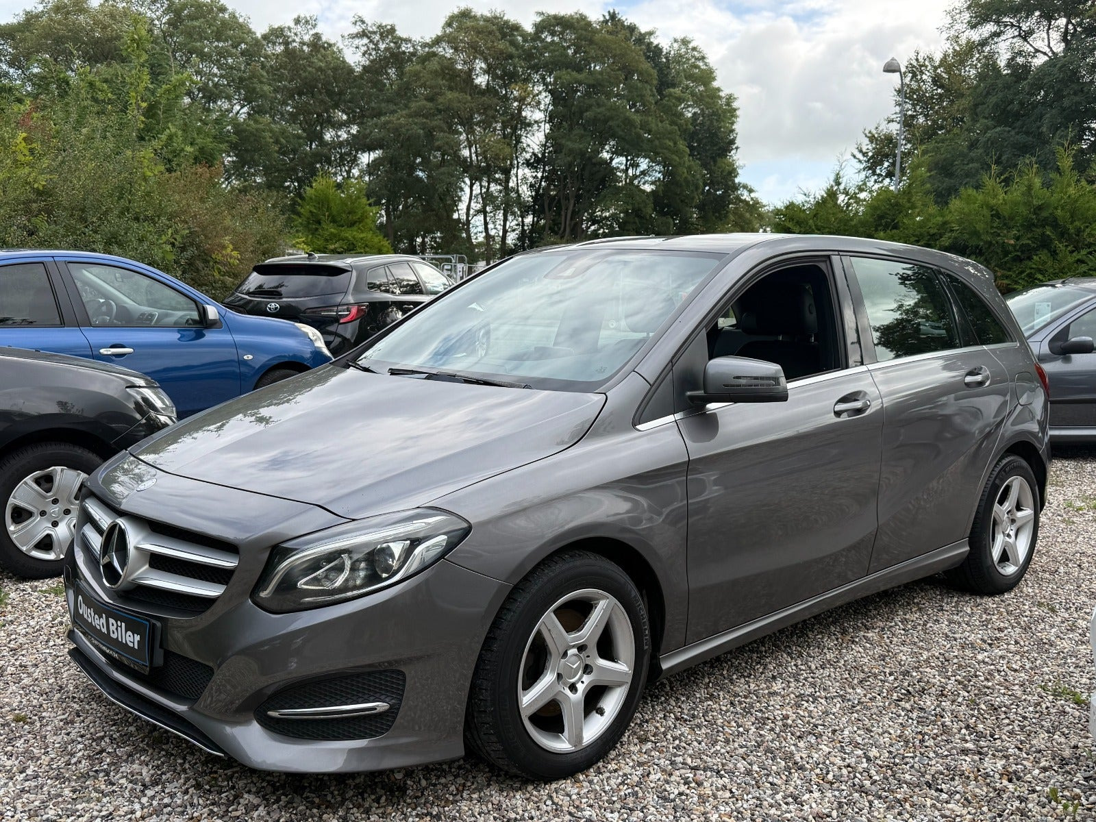 undefined Mercedes B200 fra 2015