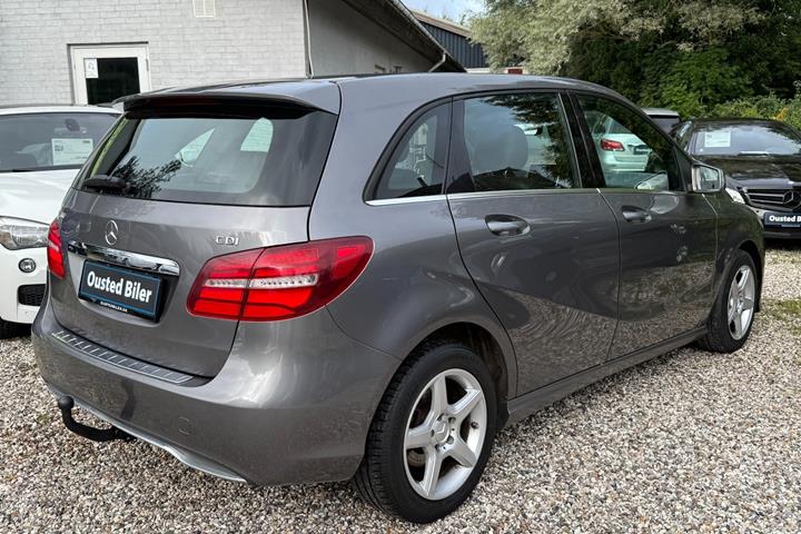 undefined Mercedes B200 fra 2015
