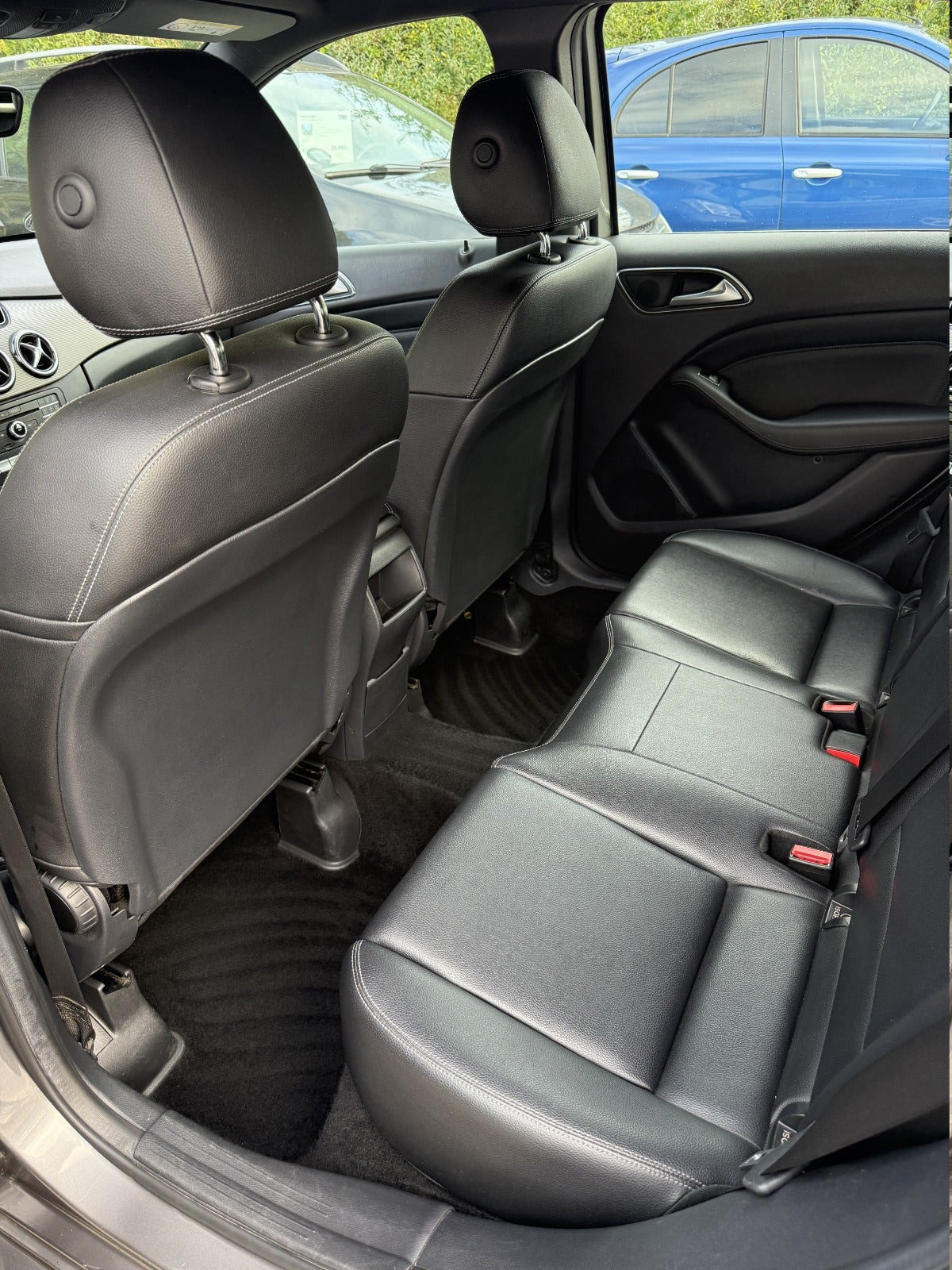 undefined Mercedes B200 fra 2015