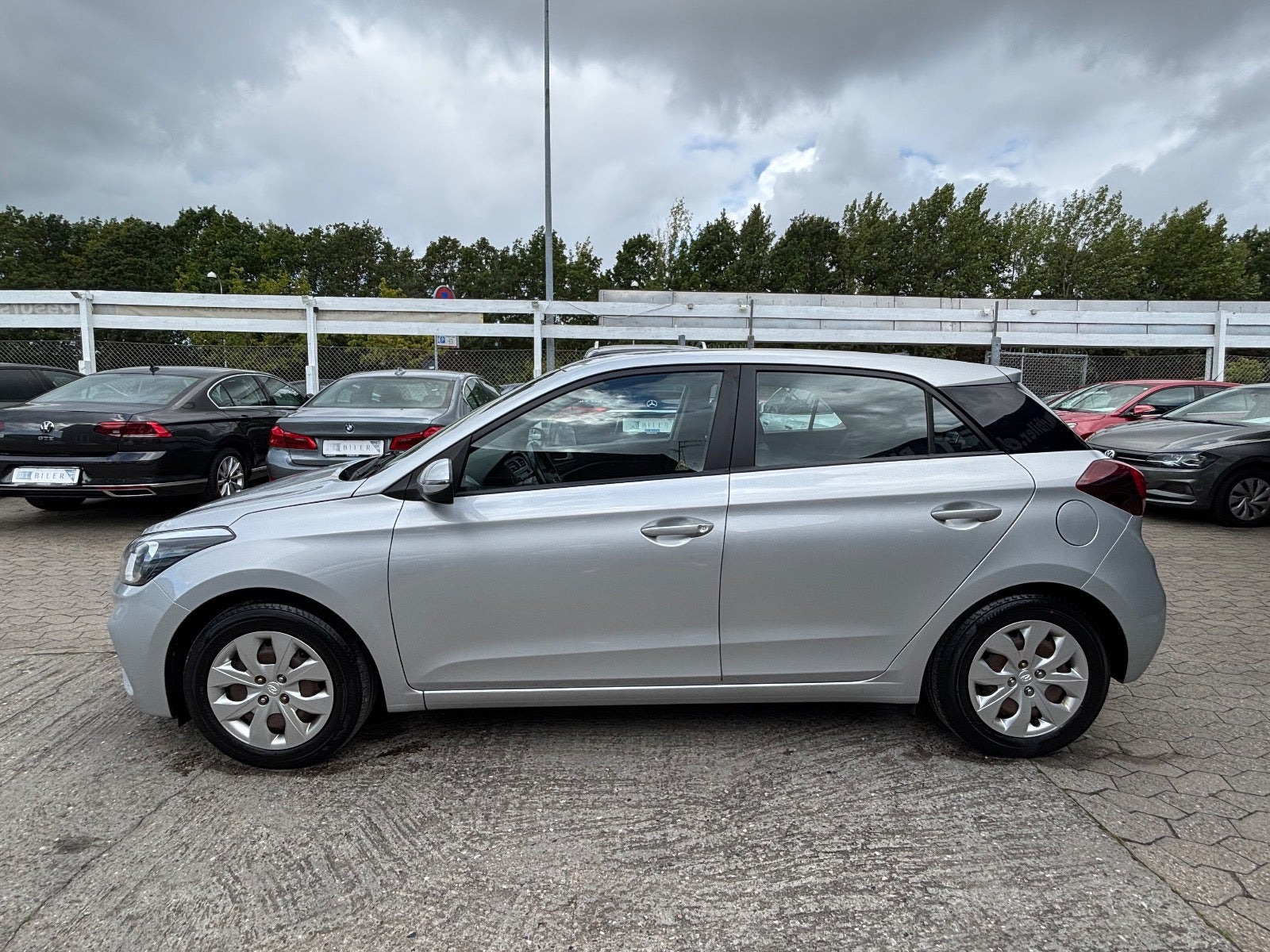 Hvid Hyundai i20 fra 2018