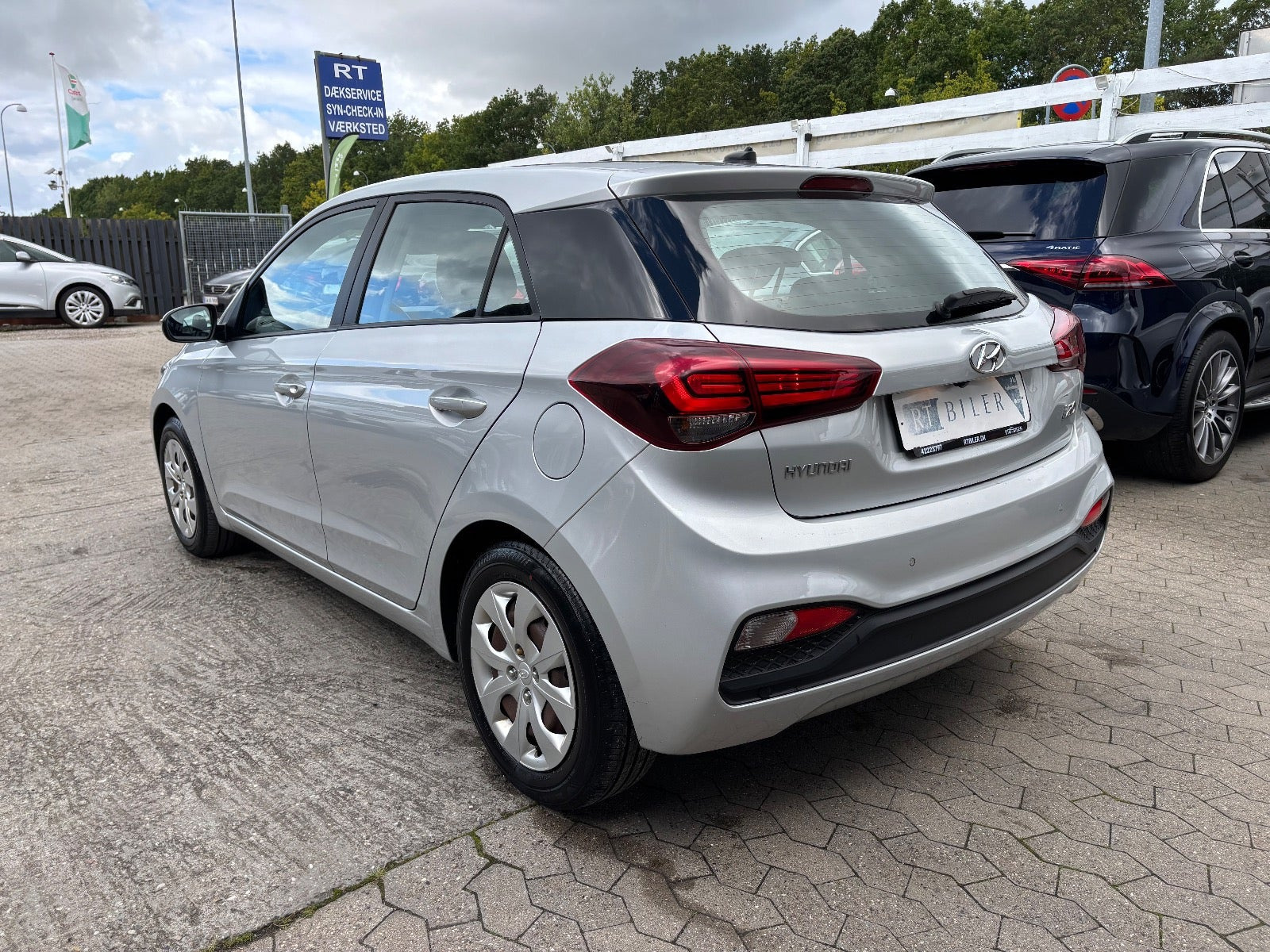 Hvid Hyundai i20 fra 2018