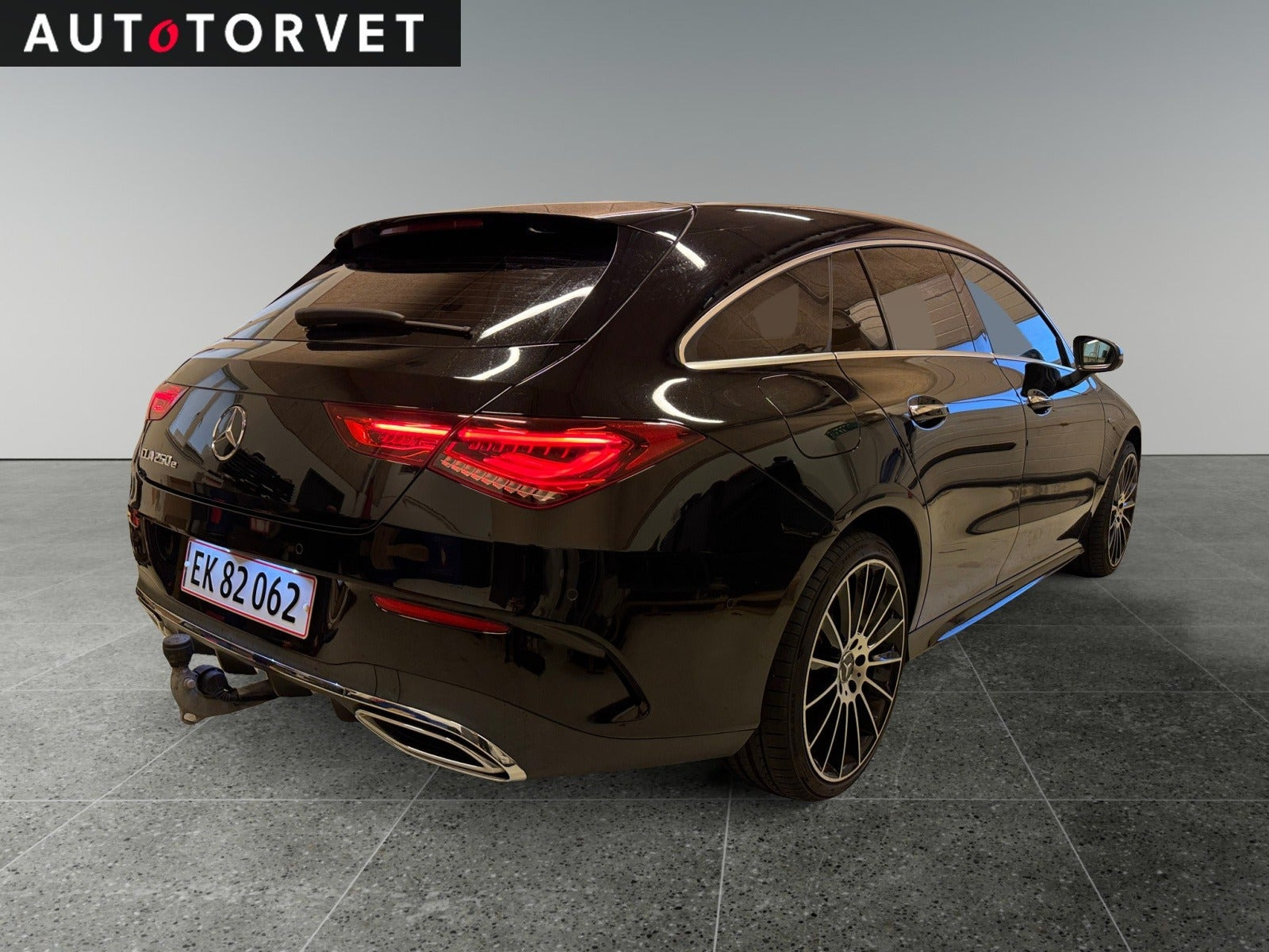 Sort Mercedes CLA250 e fra 2021