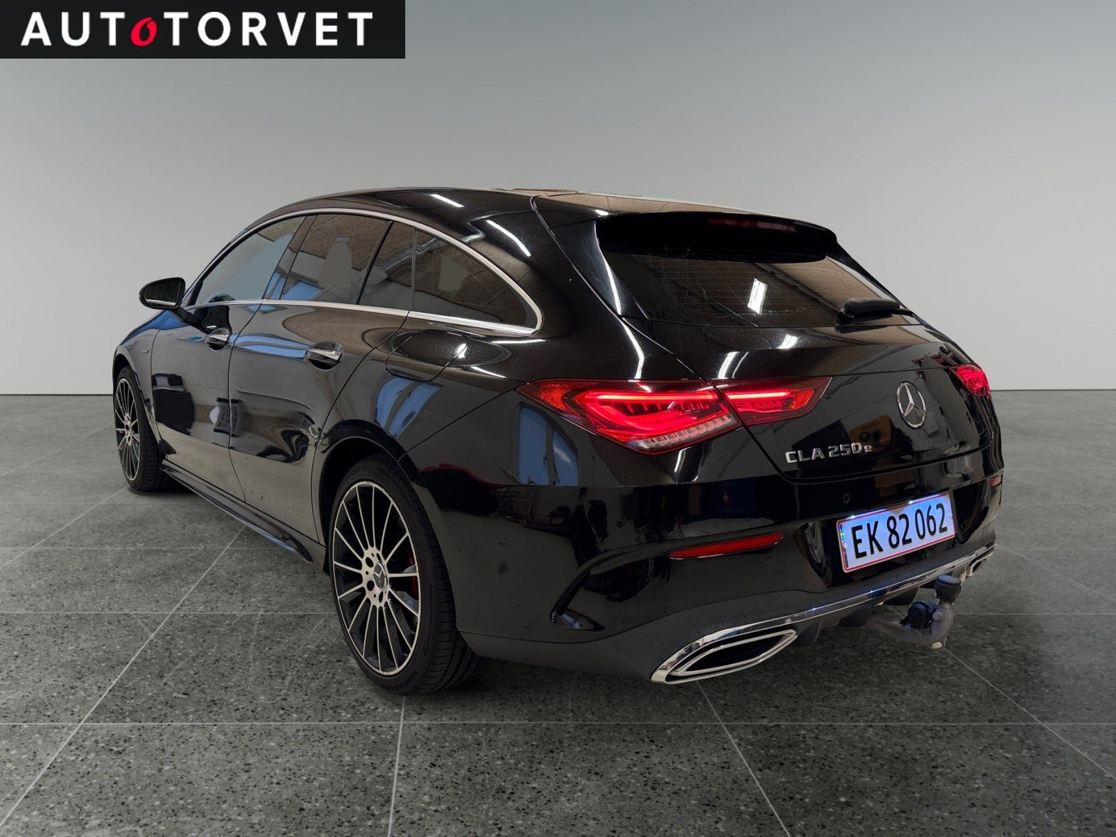 Sort Mercedes CLA250 e fra 2021