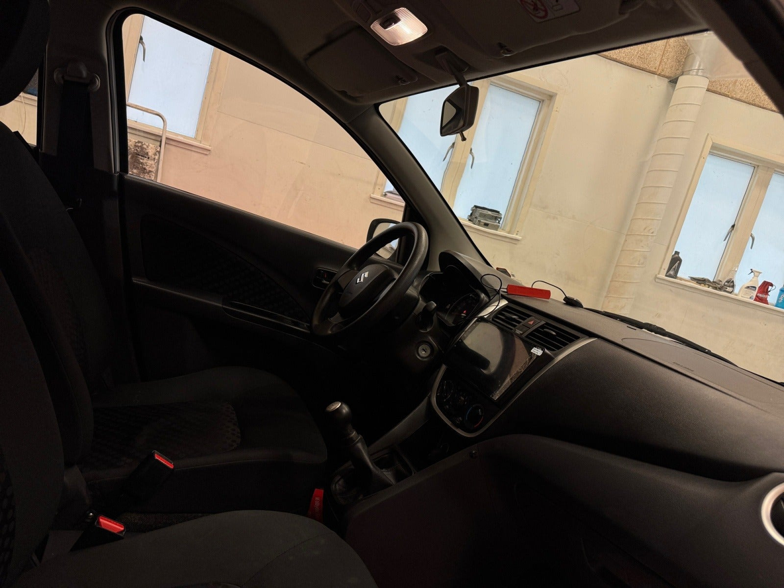 Hvid Suzuki Celerio fra 2018