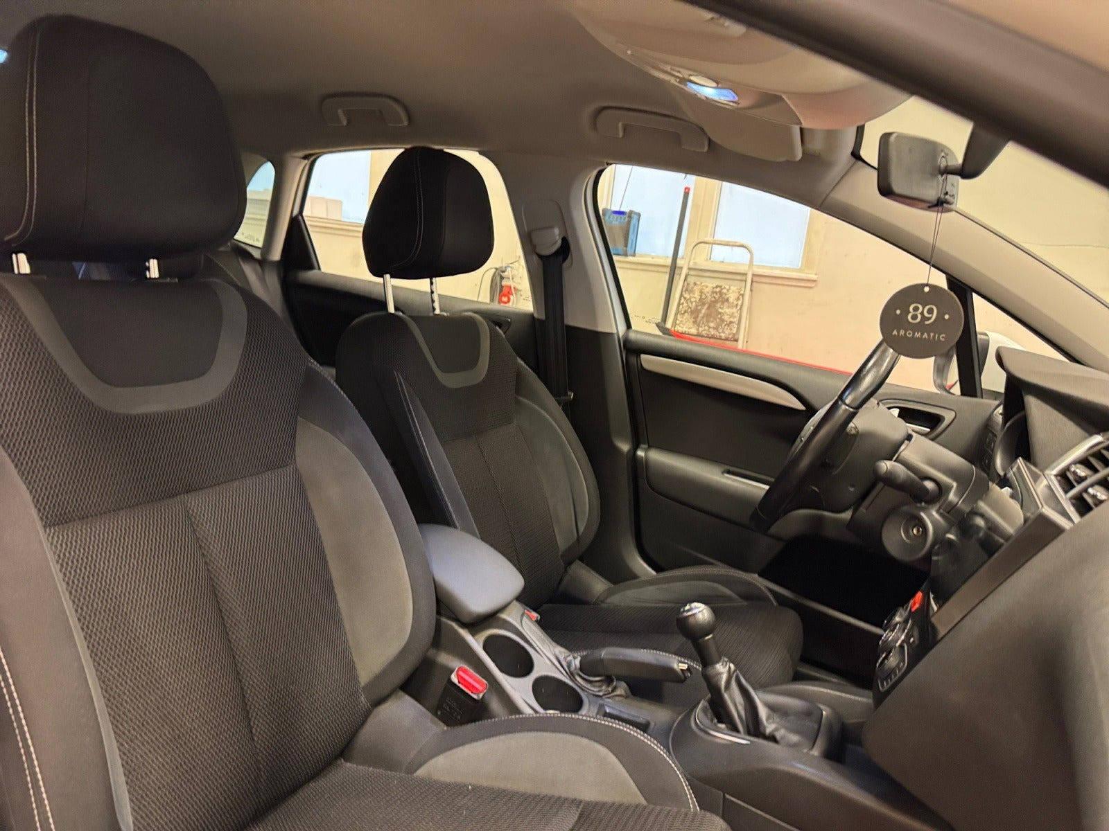 Hvid Citroën C4 fra 2016
